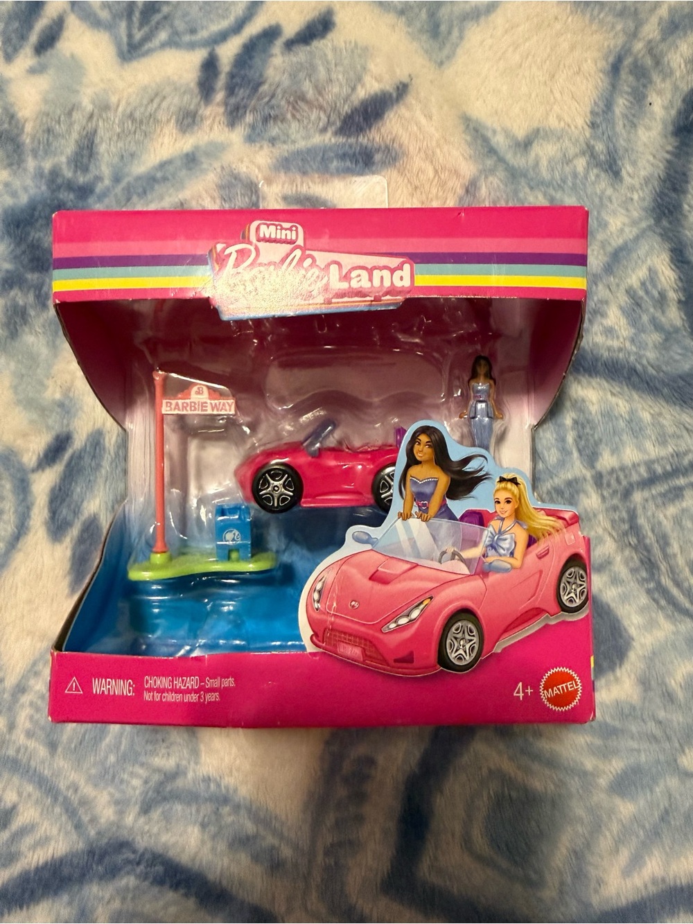 Mattel Barbie Land Mini Pink Convertible Playset NEW